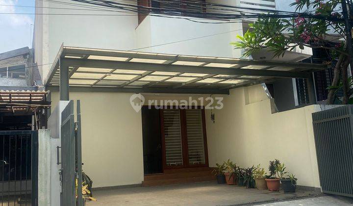 Dijual Rumah Pondok Indah Bangunan Baru Jalan Lebar Lokasi Nyaman  2