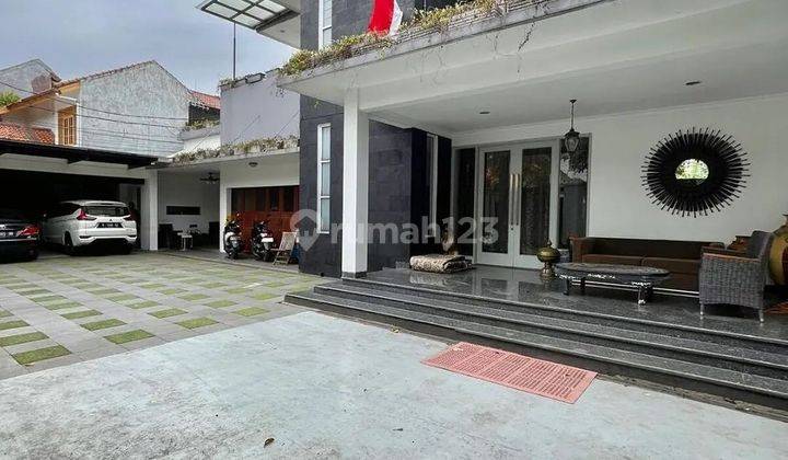 Rumah Kemang Fully Furnished Luas Nyaman Dan Asri 2