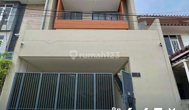 Rumah Pulomas Jakarta Timur Bangunan Baru 4 Lantai + Roftop Siap Huni Semi Furnished 2