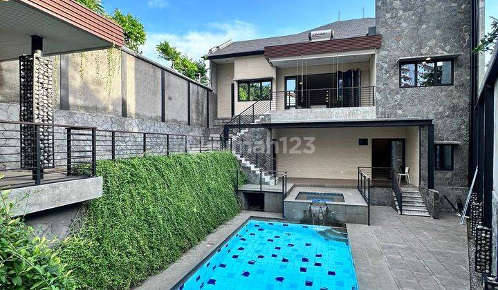 Dijual Rumah Mewah Kemang Siap Huni Design Modern Tropical Bebas Banjir 2