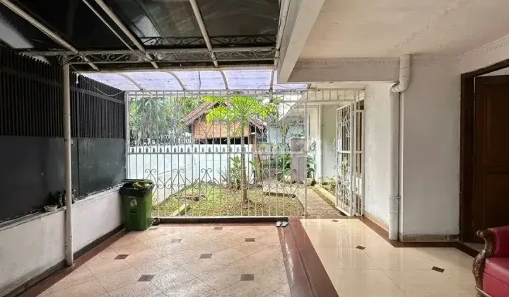 Rumah Kebayoran Baru Jalan Lebar Lingkungan Tenang Harga Bawah Pasar 2