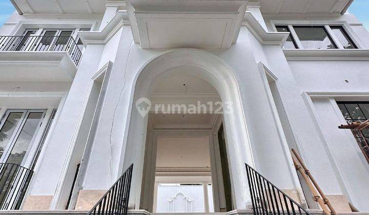 Rumah Mewah Kebayoran Baru Lokasi Strategis Bangunan Baru Siap Huni 2