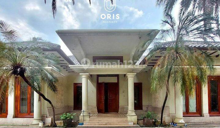 Dijual Rumah Cipete Mediterranean Classic House Akses Mudah Row Jalan Lebar Bebas Banjir Tahap Renovasi 2