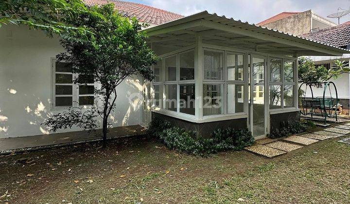 Dijual Rumah Kebayoran Baru Martimbang Vintage House Prime Area Depan Taman 2