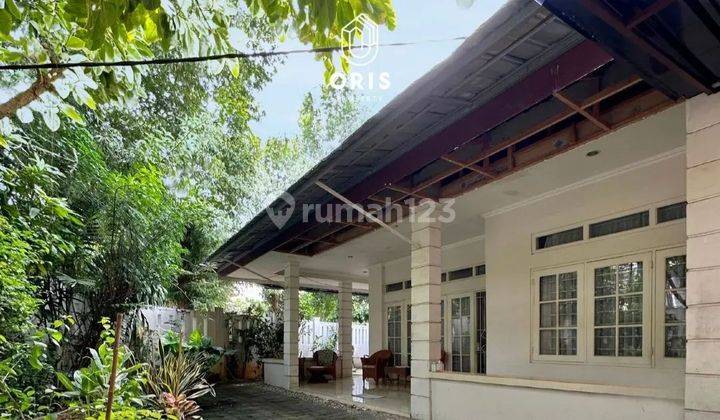 Dijual Rumah Kebayoran Baru Hitung Tanah Jalan Lebar Hoek 1