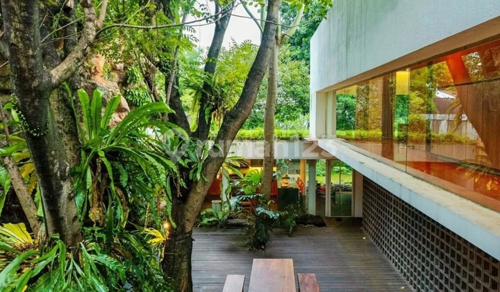 FOR SALE JATIPADANG DALAM CLUSTER DESIGNED BY ANDRA MATIN SEMI FURNISHED One Gate System 24-Hour Security Safe & Lush Environment 2