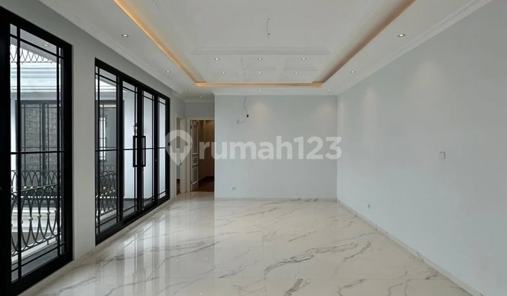 FOR SALE CILANDAK BRAND NEW HOUSE MODERN CLASSIC DESIGN DESIGNED BY EMPORIO READY TO OCCUPY 2