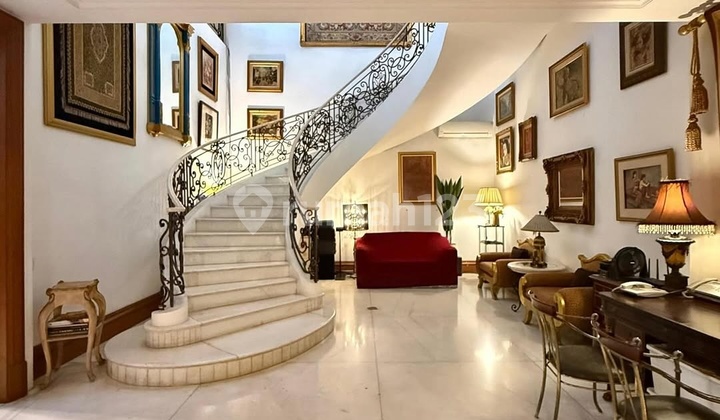 For Sale: Menteng House, Elite Area Prime Location, Fronting Park, Easy Access 2