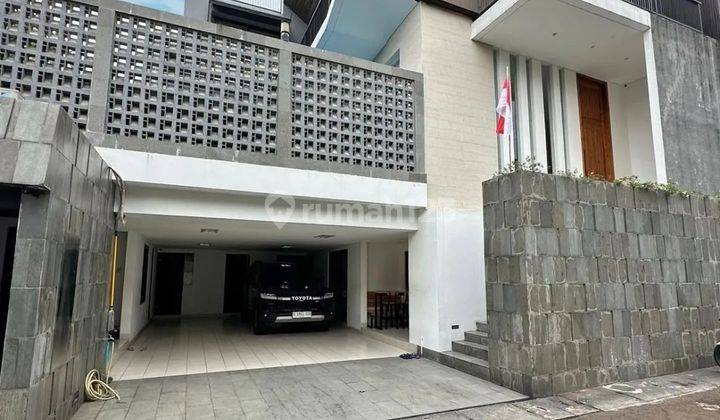 Dijual Private Townhouse Kemang Ampera Siap Huni Lingkungan Tenang Akses Mudah 2