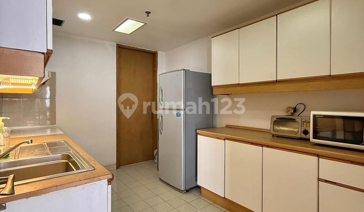 For Sale Apartment Park Royale Gatot Subroto 3 Bedroom Furnished 2