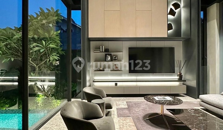 FOR SALE SCBD KEBAYORAN BARU BRAND NEW HOUSE READY TO OCCUPY DESIGNED BY GENIUS LOCI BEST AREA FOR SALE SCBD KEBAYORAN BARU BRAND NEW HOUSE READY TO OCCUPY DESIGNED BY GENIUS LOCI BEST AREA