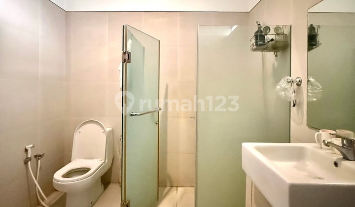 For Sale Veteran Bintaro, Jakarta Selatan Minimalist Modern Townhouse Siap Huni 2