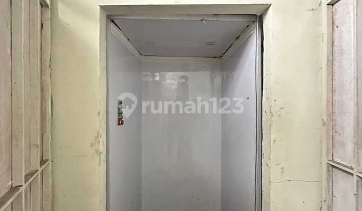 For Sale: Adjacent Shophouses in Tb Simatupang Commercial Area for Office Business, Close to Aeon Tanjung Barat Toll Gate, Pasar Rebo, Pasar Minggu. 2