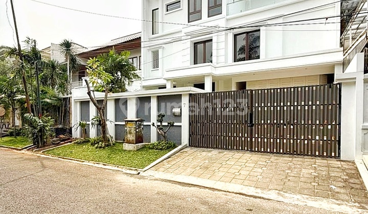 FOR SALE PONDOK INDAH BRAND NEW RENOVATED HOUSE PRIME AREA WIDE STREET QUIET NEIGHBORHOOD