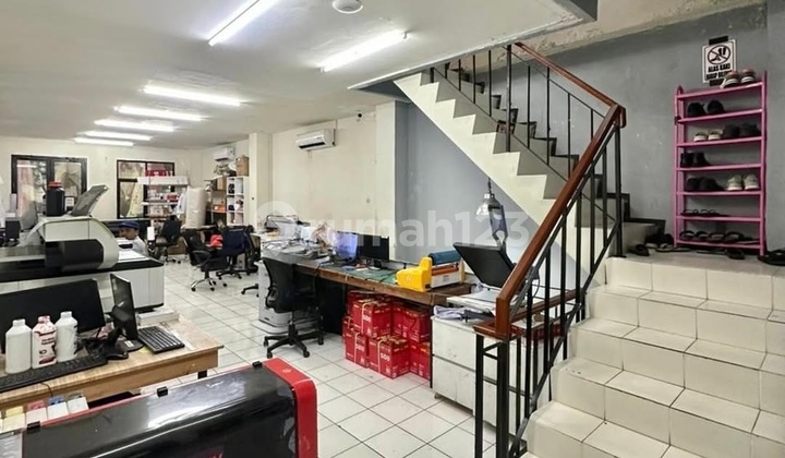 FOR SALE RUKO SENOPATI AREA KEBAYORAN BARU 3-STORY COMMERCIAL BUILDING READY TO USE AREA 2