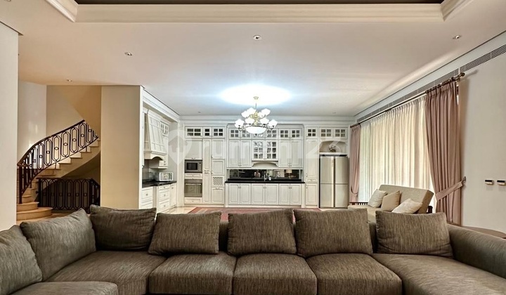 FOR SALE KEBAYORAN BARU LUXURIOUS MODERN HOUSE PRIME AREA, DEKAT SENAYAN & SUDIRMAN 2