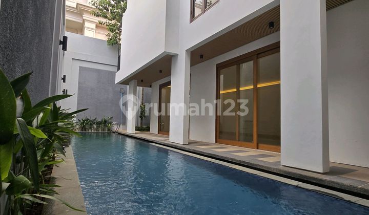 For Sale / Rent Pondok Indah Newly Renovatedone Gate System Row Jalan Lebar Prime Area