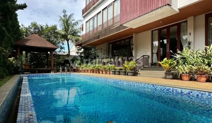 Dijual Cilandak Rumah Mewah 3 Lantai Dekat ke MRT Fatmawati, Tol JORR TB SIMATUPANG & South Quarter Siap Huni Lingkungan Nyaman Bebas Banjir 