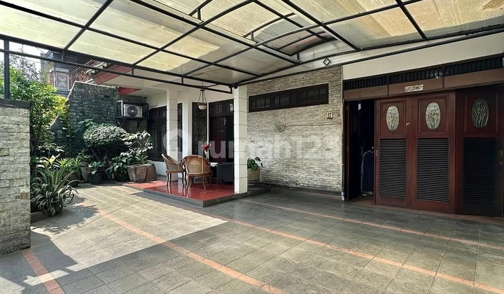 For Sale Senopati Area Kebayoran Baru Rumah Lama Terawat Dekat ke Scbd Lokasi Strategis For Sale Senopati Area Kebayoran Baru Rumah Lama Terawat Dekat ke Scbd Lokasi Strategis