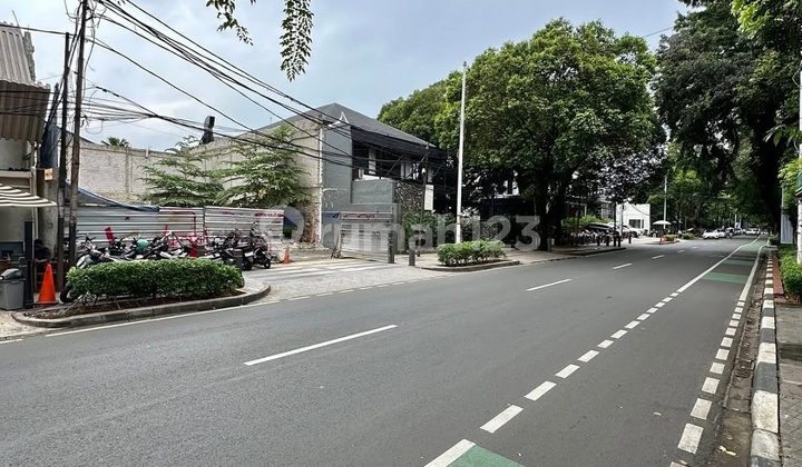 FOR SALE GUNAWARMAN KEBAYROAN BARU AREA KOMERSIL, JARANG ADA LANGKAH COCOK UNTUK RESTO, CAFE & KLINIK KECANTIKAN