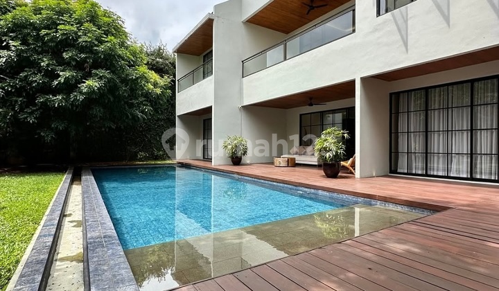 FOR SALE BRAND NEW RENOVATED FULLY FURNISHED HOUSE IN KEBAYORAN BARU READY TO OCCUPY NEAR SENAYAN AREA GANDARIA BLOK M PANGLIMA POLIM