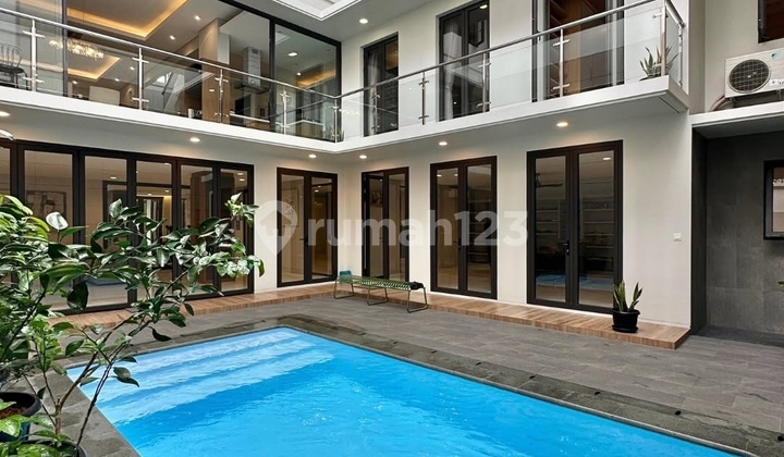 For Sale Mega Kuningan Newly Renovated Tropical Houseexclusive Area Dalam Komplek, One Gate Siap Huni