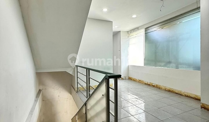 For Sale Cipete Fatmawati Raya 4-Story Shop House Suitable for Clinic, Cafe & Office SHM 2