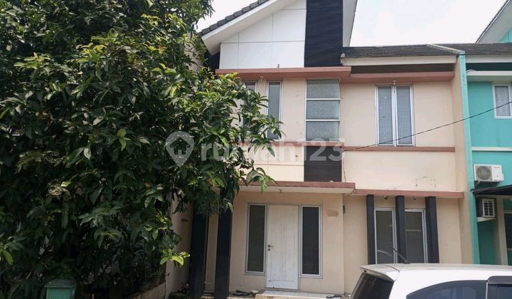 House. Large Room In Serpong Garden. House. Large Room In Serpong Garden.