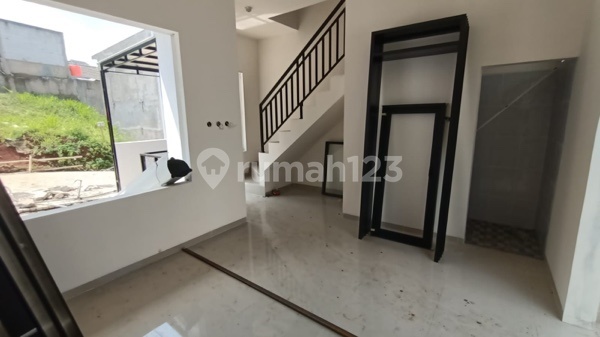 Ready-to-Occupy House in Cicaheum Area Ref.05029 2