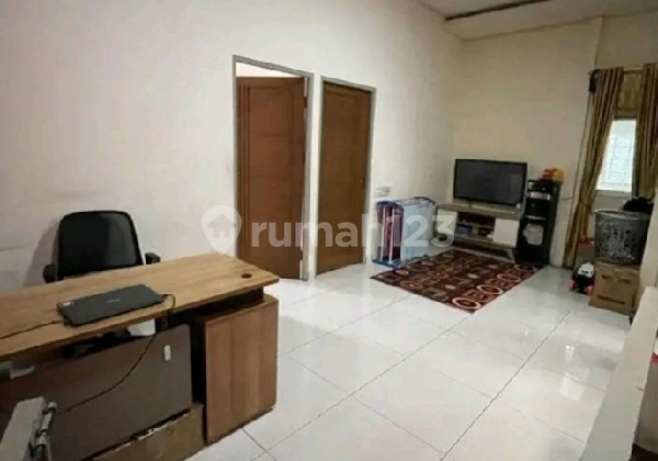 Ruko 3 Lantai Mainroad Suryani, Bandung Ref.05040