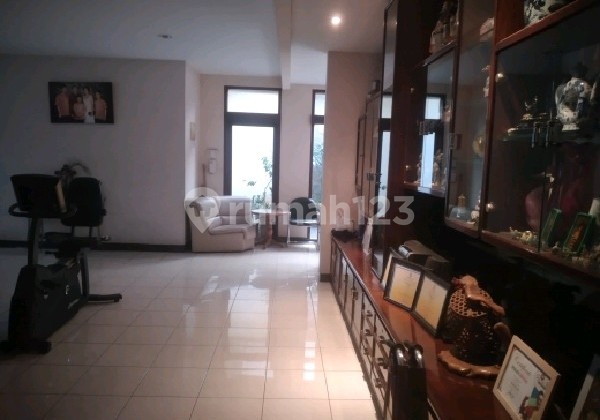 Rumah Siap Huni di Sayap Pasir Kaliki, Kebon Kawung Bandung Ref.04557 Rumah Siap Huni di Sayap Pasir Kaliki, Kebon Kawung Bandung Ref.04557