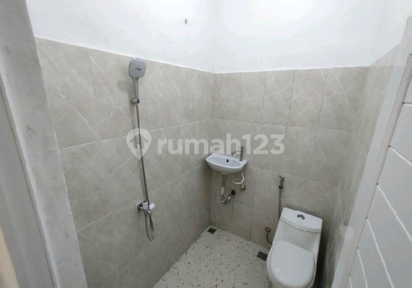 Rumah Siap Huni Di Daerah Cikutra Ref.04826 2