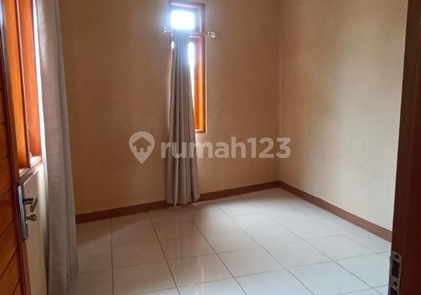 Rumah Siap Huni di Sayap Jatihandap Mandalajati Bandung Ref.05177 Rumah Siap Huni di Sayap Jatihandap Mandalajati Bandung Ref.05177