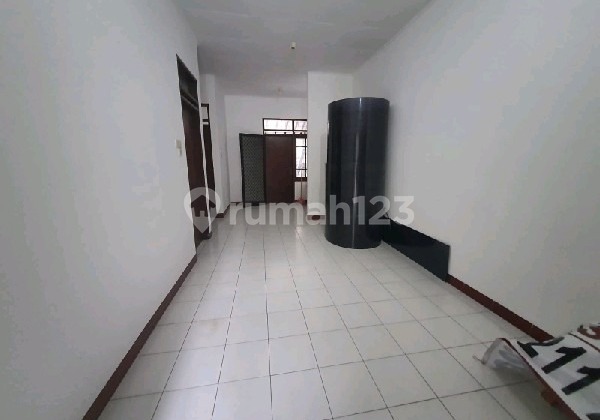 Disewakan Rumah Siap Huni Di Tki, Taman Kopo Indah 2