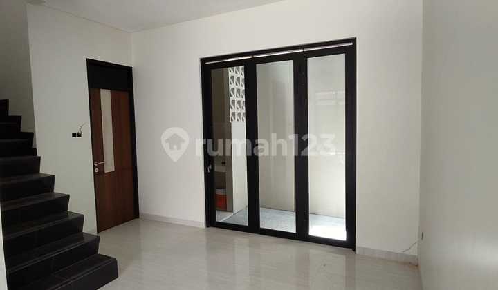 Rumah Baru Sayap Buah Batu, Turangga, Lengkong Ref.04072 2