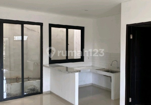 Rumah Siap Huni di Sayap Cihanjuang Parongpong Ref.05252 Rumah Siap Huni di Sayap Cihanjuang Parongpong Ref.05252