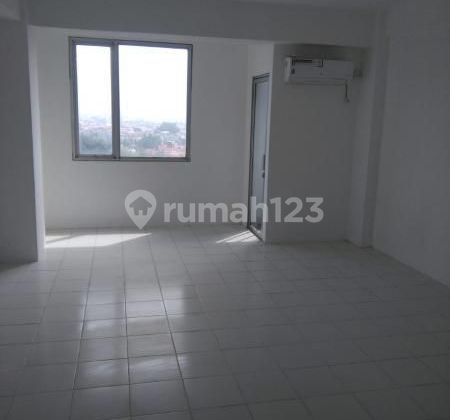 Emerald Tower Apartment Studio Type Unfurnished Kawaluyaan Bandung Ref.05307