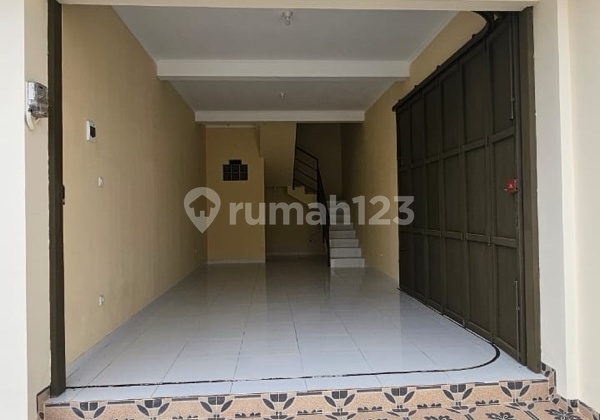 Ruko, Layak Pakai, Sayap Soekarno Hatta, Riung Bandung Ref.04887 Ruko, Layak Pakai, Sayap Soekarno Hatta, Riung Bandung Ref.04887