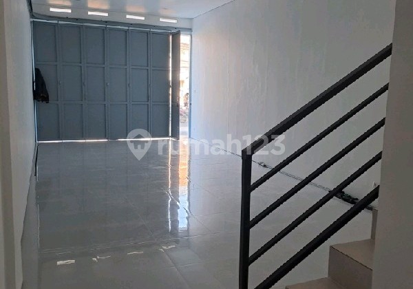 Ruko Baru 3lt Di Mainroad Antapani , Arcamanik Bandung Ref.04888 Ruko Baru 3lt Di Mainroad Antapani , Arcamanik Bandung Ref.04888