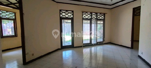 Rumah Hook Siap Huni di Perumahan Antapani Dekat ke Griya Ref.05189