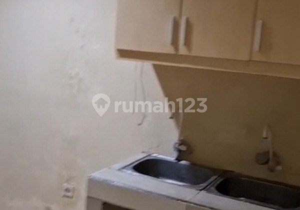 Shop House in a Bustling Residential Area, Main Road, Arcamanik Ref.05326 2
