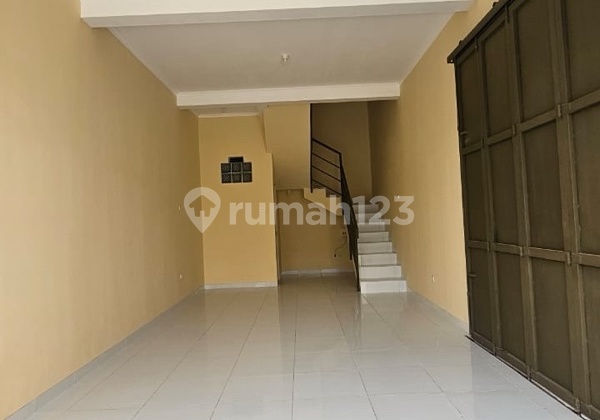 Ruko, Layak Pakai, Sayap Soekarno Hatta, Riung Bandung Ref.04887 Ruko, Layak Pakai, Sayap Soekarno Hatta, Riung Bandung Ref.04887