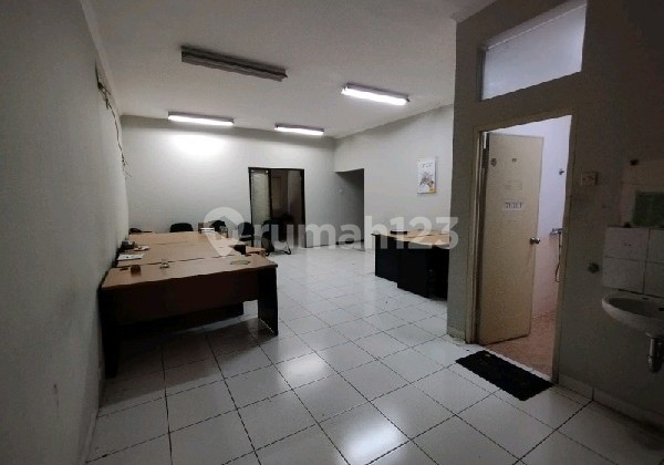 Ruko 3Lt di Gatot Subroto Bandung Ref.04644 2