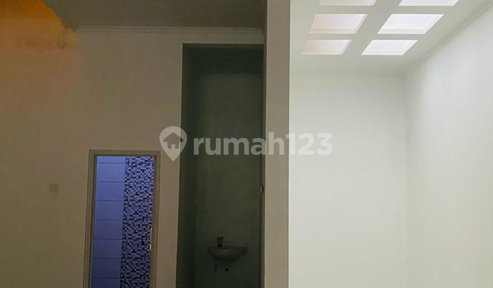 Shop House in Sayap Peta, Near Immanuel Hospital Bandung Ref.04491 2