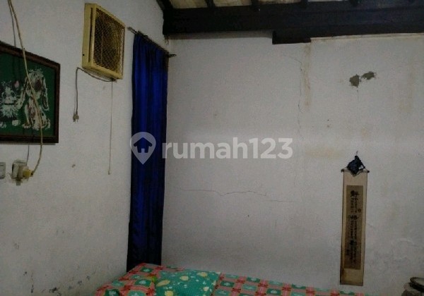 House on Wing of Pesantren Road, Cimahi Ref.04895 2