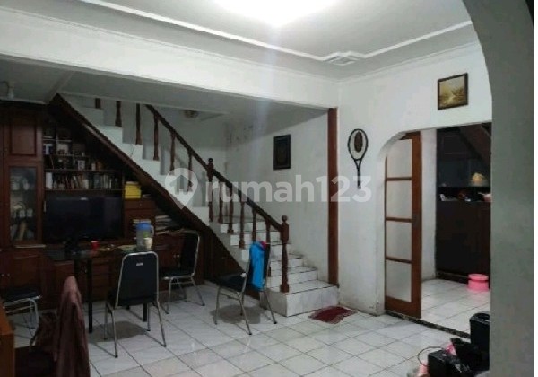 House in Pharmindo Complex, Melong Cimahi Ref.05094