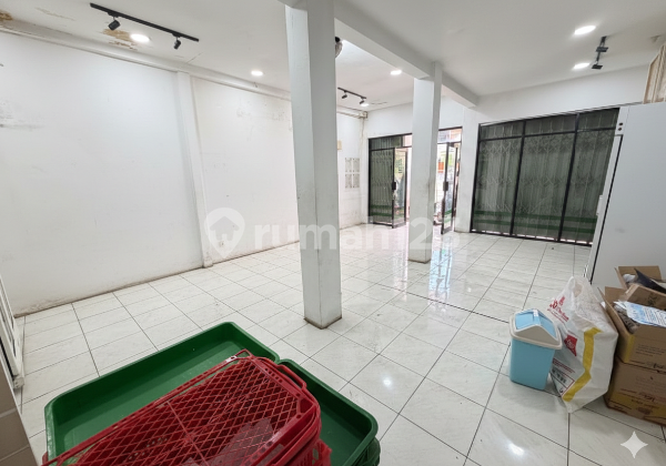 Ruko Siap Pakai Mainroad, Sayap Ciateul, Moh Ramdan Ref.05292