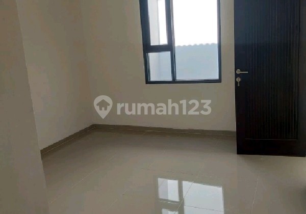 Rumah Baru Renov di Dalam Cluster Kopo Permai, Kopo Bandung Ref.04242 2