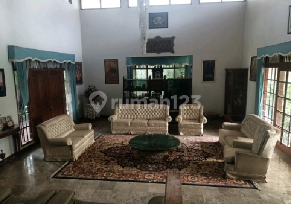 For Sale Ready-to-Occupy House Needs Renovation In Cipedes