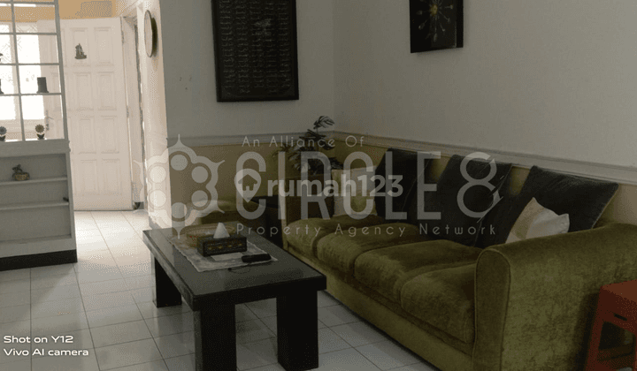 Rumah Luas untuk Hunian/Kantor di Antapani, Sayap Jl. Terusan Jakarta 2